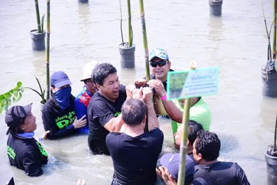ฟื้นฟูป่าชายเลนบางขุนเทียน ขยายพันธุ์สัตว์น้ำสร้างแหล่งรายได้ ฟื้นฟูป่าชายเลนบางขุนเทียน ขยายพันธุ์สัตว์น้ำสร้างแหล่งรายได้