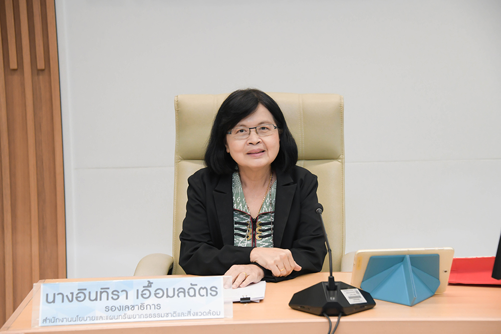 เมื่อวันที่ 8 มีนาคม 2566 เวลา 09.30 น. ณ ห้องประชุม 1002 นางอินทิรา เอื้อมลฉัตร รองเลขาธิการ สผ. เป็นประธานการประชุมคณะทำงานพัฒนาคุณภาพ การบริหารจัดการภาครัฐ สผ. ครั้งที่ 1/2566 เพื่อพิจารณาแผนพัฒนา องค์การสู่ความเป็นเลิศ ระยะ 5 ปี และแผนปฏิบัติการประจำปี โดยมีเจ้าหน้าที่ สผ.เข้าร่วมประชุมรวมทั้งสิ้น 40 คน เมื่อวันที่ 8 มีนาคม 2566 เวลา 09.30 น. ณ ห้องประชุม 1002 นางอินทิรา เอื้อมลฉัตร รองเลขาธิการ สผ. เป็นประธานการประชุมคณะทำงานพัฒนาคุณภาพ
การบริหารจัดการภาครัฐ สผ. ครั้งที่ 1/2566 เพื่อพิจารณาแผนพัฒนา
องค์การสู่ความเป็นเลิศ ระยะ 5 ปี และแผนปฏิบัติการประจำปี โดยมีเจ้าหน้าที่ สผ.เข้าร่วมประชุมรวมทั้งสิ้น 40 คน