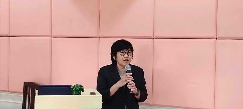 นางณัฐิยา ลาภเลิศสุข ผู้อำนวยการกองติดตามประเมินผลสิ่งแวดล้อม นางณัฐิยา ลาภเลิศสุข ผู้อำนวยการกองติดตามประเมินผลสิ่งแวดล้อม