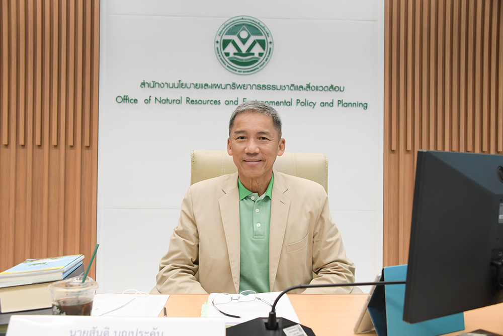 นายสันติ บุญประคับ เป็นประธาน นายสันติ บุญประคับ เป็นประธาน