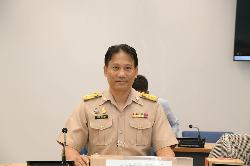 เมื่อวันที่ 3 เมษายน 2566 ณ ห้องประชุม 1001 ชั้น 10 อาคารทิปโก้ 2 และผ่านสื่ออิเล็กทรอนิกส์ เพื่อให้ผู้ประกอบการสามารถรายงานค่า Max. Actual Emission ได้อย่างถูกต้อง และนำมาใช้ประกอบการบริหารจัดการและจัดสรรอัตราการระบายมลพิษทางอากาศ ( NOx และ SO2 ) ในพื้นที่เขตควบคุมมลพิษจังหวัดระยอง เมื่อวันที่ 3 เมษายน 2566 ณ ห้องประชุม 1001 ชั้น 10 อาคารทิปโก้ 2 และผ่านสื่ออิเล็กทรอนิกส์ เพื่อให้ผู้ประกอบการสามารถรายงานค่า Max. Actual Emission ได้อย่างถูกต้อง และนำมาใช้ประกอบการบริหารจัดการและจัดสรรอัตราการระบายมลพิษทางอากาศ ( NOx และ SO2 ) ในพื้นที่เขตควบคุมมลพิษจังหวัดระยอง