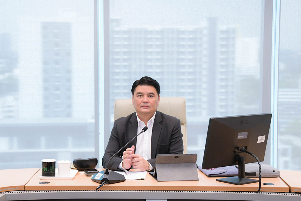 นายจิรวัฒน์ ระติสุนทร รองเลขาธิการ สำนักงานนโยบายและแผนทรัพยากรธรรมชาติและสิ่งแวดล้อม เข้าร่วมประชุม นายจิรวัฒน์ ระติสุนทร รองเลขาธิการ สำนักงานนโยบายและแผนทรัพยากรธรรมชาติและสิ่งแวดล้อม เข้าร่วมประชุม
