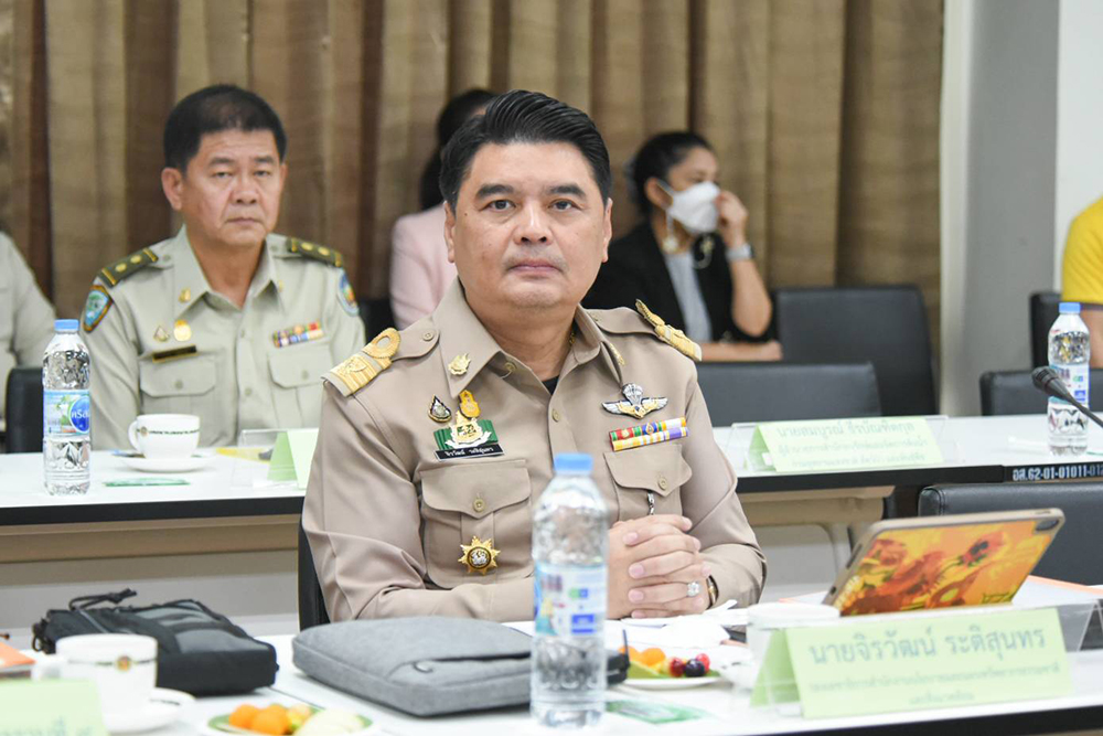นายจิรวัฒน์ ระติสุนทร รองเลขาธิการ สผ. นายจิรวัฒน์ ระติสุนทร รองเลขาธิการ สผ.