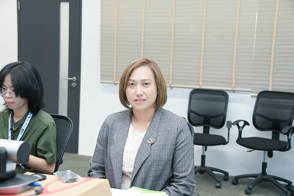 เจ้าหน้าที่ผู้แทนจากกองประสานการจัดการการเปลี่ยนแปลงสภาพภูมิอากาศ เจ้าหน้าที่ผู้แทนจากกองประสานการจัดการการเปลี่ยนแปลงสภาพภูมิอากาศ