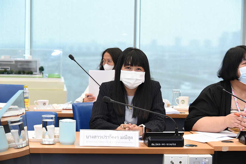 นางสาวปราวีณา มณีสุต ผอ. กลุ่มงานพัฒนาแนวทางการประเมินผลกระทบสิ่งแวดล้อม นางสาวปราวีณา มณีสุต ผอ. กลุ่มงานพัฒนาแนวทางการประเมินผลกระทบสิ่งแวดล้อม