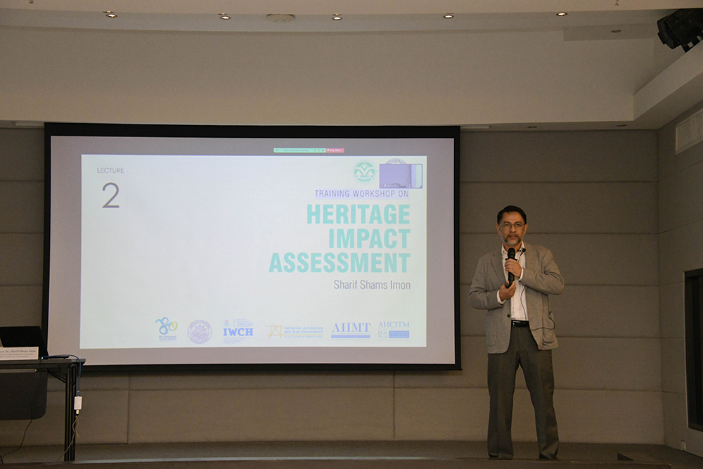 Professor Dr. Sharif Shams Imon, Cultural and Heritage Management Programme, Macao Institute for Tourism Studies เป็นวิทยากรบรรยาย และร่วมอบรมเชิงปฏิบัติการให้กับหน่วยงานที่เข้ารับการอบรม Professor Dr. Sharif Shams Imon, Cultural and Heritage Management Programme, Macao Institute for Tourism Studies เป็นวิทยากรบรรยาย และร่วมอบรมเชิงปฏิบัติการให้กับหน่วยงานที่เข้ารับการอบรม