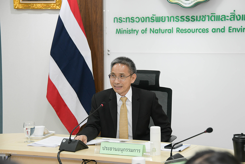 นายเถลิงศักดิ์ เพ็ชรสุวรรณ รองปลัดกระทรวงทรัพยากรธรรมชาติและสิ่งแวดล้อม นายเถลิงศักดิ์ เพ็ชรสุวรรณ รองปลัดกระทรวงทรัพยากรธรรมชาติและสิ่งแวดล้อม