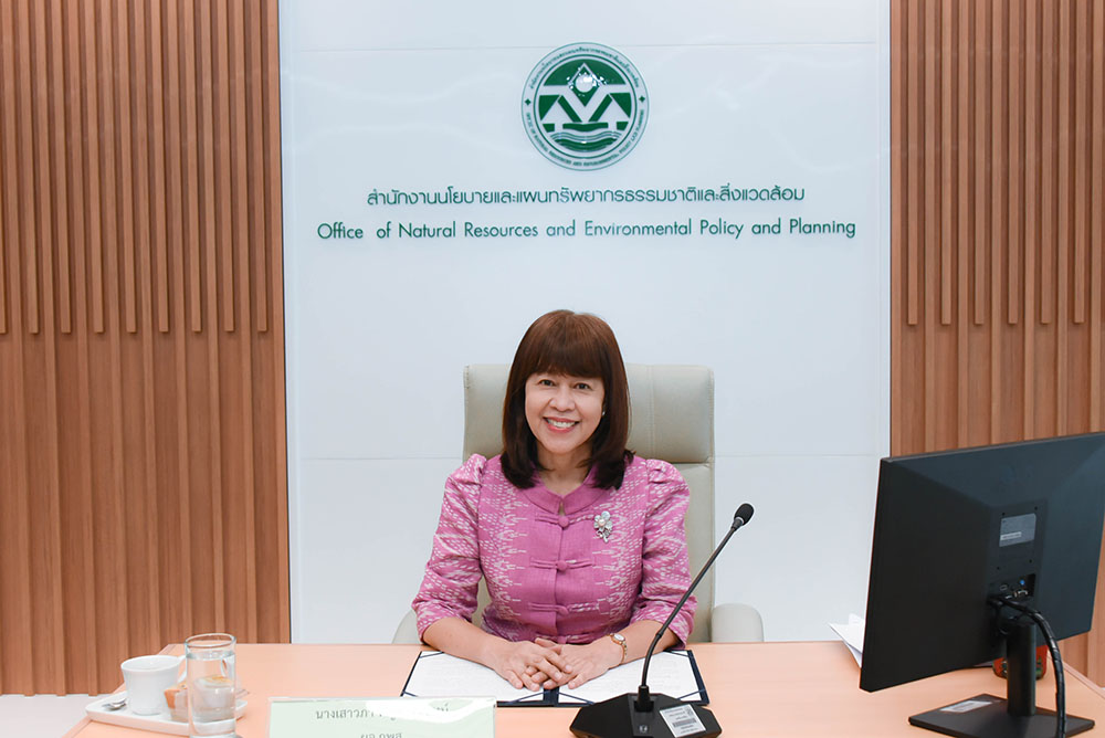 นางเสาวภา หิญชีระนันทน์ ผู้อำนวยการกองพัฒนาระบบการประเมินผลกระทบสิ่งแวดล้อม นางเสาวภา หิญชีระนันทน์
ผู้อำนวยการกองพัฒนาระบบการประเมินผลกระทบสิ่งแวดล้อม