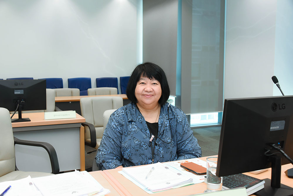 นางสาวรุ่งอรุณ ญาติบรรทุง ผู้เชี่ยวชาญเฉพาะด้าน ระบบประเมินผลกระทบสิ่งแวดล้อม นางสาวรุ่งอรุณ ญาติบรรทุง
ผู้เชี่ยวชาญเฉพาะด้าน
ระบบประเมินผลกระทบสิ่งแวดล้อม