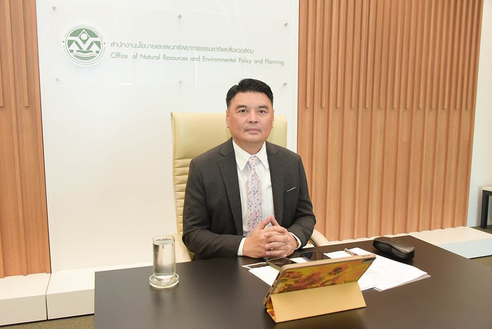 นายจิรวัฒน์ ระติสุนทร รองเลขาธิการ สผ. นายจิรวัฒน์ ระติสุนทร รองเลขาธิการ สผ.