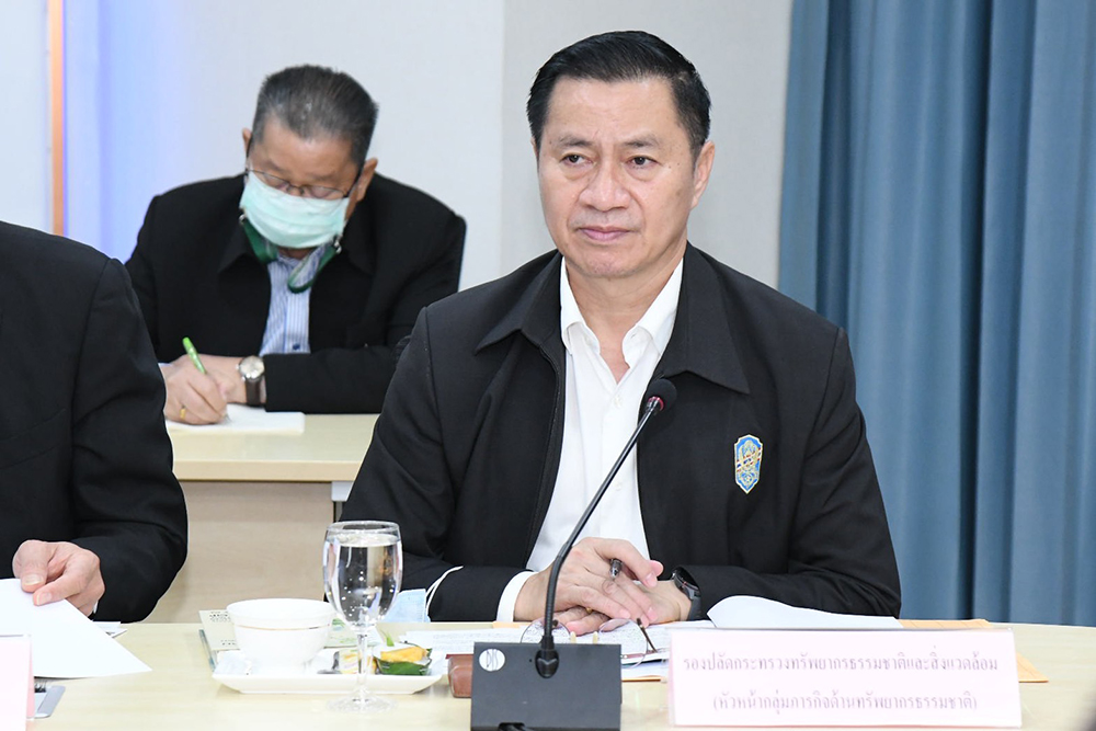 นายพิชิต สมบัติมาก รองปลัดกระทรวงทรัพยากรธรรมชาติและสิ่งแวดล้อม นายพิชิต สมบัติมาก รองปลัดกระทรวงทรัพยากรธรรมชาติและสิ่งแวดล้อม
