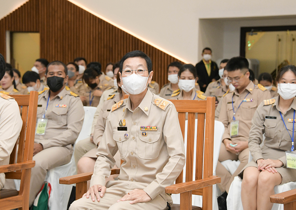 นางสาวธุวานันท์ ยุกติรัตน เลขานุการกรม สผ.เข้าร่วมพิธีเปิดโครงการฝึกอบรมสัมมนาร่วมกันหลักสูตรการเป็นข้าราชการที่ดี รุ่นที่ 38 