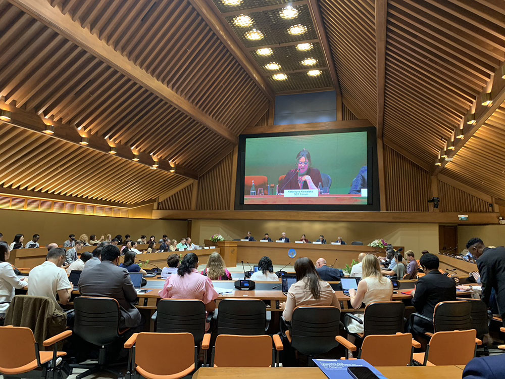 ผู้เข้าร่วมประชุม Forum of Standing Committee on Finance: Financing Just Transitions ผู้เข้าร่วมประชุม Forum of Standing Committee on Finance: Financing Just Transitions