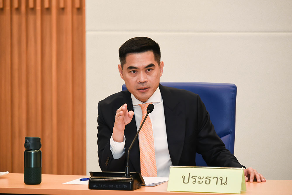 นายพิรุณ สัยยะสิทธิ์พานิช เลขาธิการสำนักงานนโยบายและแผนทรัพยากรธรรมชาติและสิ่งแวดล้อม นายพิรุณ สัยยะสิทธิ์พานิช
เลขาธิการสำนักงานนโยบายและแผนทรัพยากรธรรมชาติและสิ่งแวดล้อม