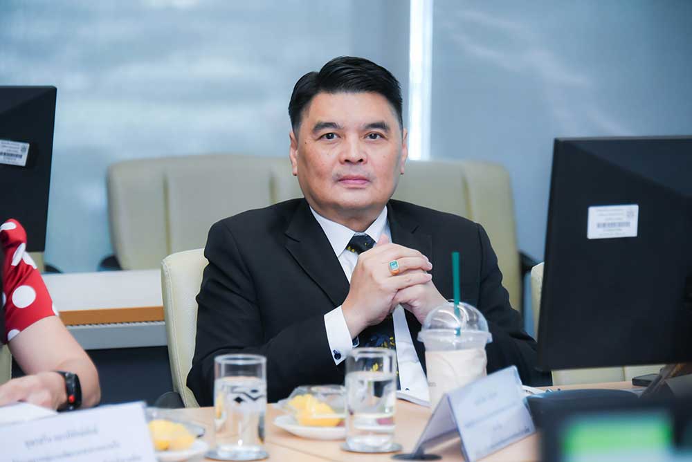 นายจิรวัฒน์ ระติสุนทร รองเลขาธิการ สำนักงานนโยบายและแผนทรัพยากรธรรมชาติและสิ่งแวดล้อม นายจิรวัฒน์ ระติสุนทร รองเลขาธิการ สำนักงานนโยบายและแผนทรัพยากรธรรมชาติและสิ่งแวดล้อม