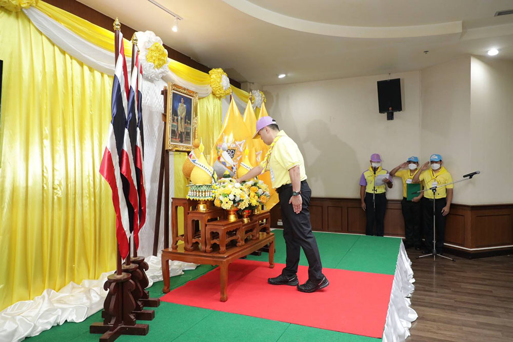 นายวราวุธ ศิลปอาชา รัฐมนตรีว่าการกระทรวงทรัพยากรธรรมชาติและสิ่งแวดล้อม นายวราวุธ ศิลปอาชา รัฐมนตรีว่าการกระทรวงทรัพยากรธรรมชาติและสิ่งแวดล้อม