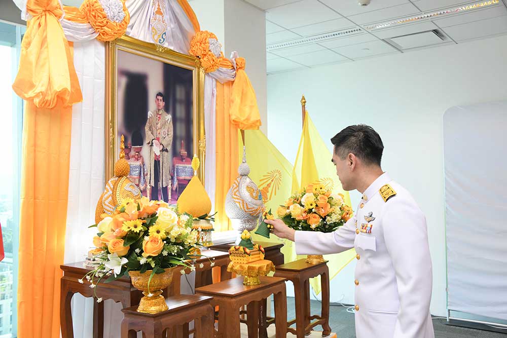 ดร.พิรุณ สัยยะสิทธิ์พานิช เลขาธิการ สผ. นำคณะผู้บริหาร ข้าราชการและเจ้าหน้าที่ เข้าร่วมพิธีถวายพระพรชัยมงคล และถวายสัตย์ปฏิญาณเพื่อเป็นข้าราชการที่ดี และพลังของแผ่นดิน ดร.พิรุณ สัยยะสิทธิ์พานิช เลขาธิการ สผ. นำคณะผู้บริหาร ข้าราชการและเจ้าหน้าที่ เข้าร่วมพิธีถวายพระพรชัยมงคล และถวายสัตย์ปฏิญาณเพื่อเป็นข้าราชการที่ดี และพลังของแผ่นดิน