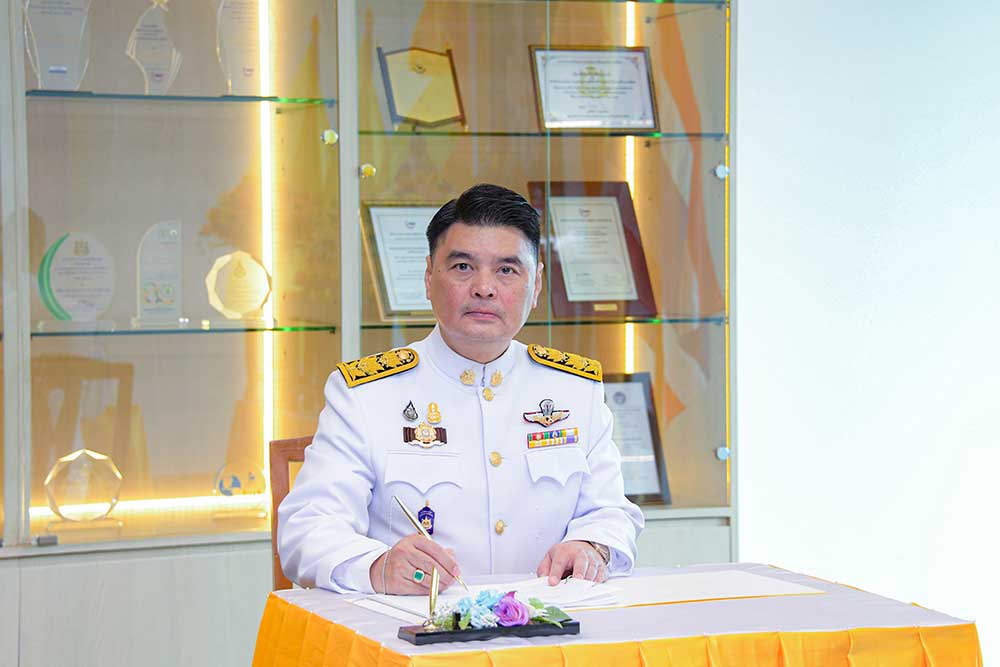 นายจิรวัฒน์ ระติสุนทร รองเลขาธิการ สำนักงานนโยบายและแผนทรัพยากรธรรมชาติและสิ่งแวดล้อม นายจิรวัฒน์ ระติสุนทร รองเลขาธิการ สำนักงานนโยบายและแผนทรัพยากรธรรมชาติและสิ่งแวดล้อม