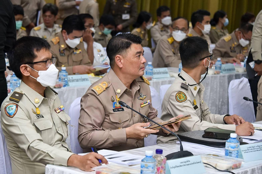 นายจิรวัฒน์ ระติสุนทร รองเลขาธิการสำนักงานนโยบายและแผนทรัพยากรธรรมชาติและสิ่งแวดล้อม นายจิรวัฒน์ ระติสุนทร รองเลขาธิการสำนักงานนโยบายและแผนทรัพยากรธรรมชาติและสิ่งแวดล้อม