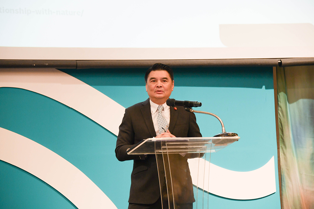 นายจิรวัฒน์ ระติสุนทร รองเลขาธิการ สผ. กล่าวเปิดการประชุม นายจิรวัฒน์ ระติสุนทร รองเลขาธิการ สผ. กล่าวเปิดการประชุม