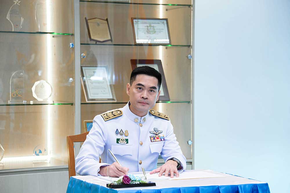 ดร. พิรุณ สัยยะสิทธิ์พานิช เลขาธิการ สำนักงานนโยบายและแผนทรัพยากรธรรมชาติและสิ่งแวดล้อม ดร. พิรุณ สัยยะสิทธิ์พานิช เลขาธิการ สำนักงานนโยบายและแผนทรัพยากรธรรมชาติและสิ่งแวดล้อม