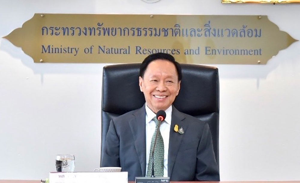 พลตำรวจเอก พัชรวาท วงษ์สุวรรณ รองนายกรัฐมนตรีและรัฐมนตรีว่าการกระทรวงทรัพยากรธรรมชาติและสิ่งแวดล้อม (รมว.ทส) เข้าสักการะพระพุทธสยัมภู พระประจำกระทรวงฯ และบูชาศาลพระภูมิเจ้าที่ประจำกระทรวงทรัพยากร ธรรมชาติและสิ่งแวดล้อม พลตำรวจเอก พัชรวาท วงษ์สุวรรณ รองนายกรัฐมนตรีและรัฐมนตรีว่าการกระทรวงทรัพยากรธรรมชาติและสิ่งแวดล้อม (รมว.ทส) เข้าสักการะพระพุทธสยัมภู พระประจำกระทรวงฯ และบูชาศาลพระภูมิเจ้าที่ประจำกระทรวงทรัพยากร ธรรมชาติและสิ่งแวดล้อม