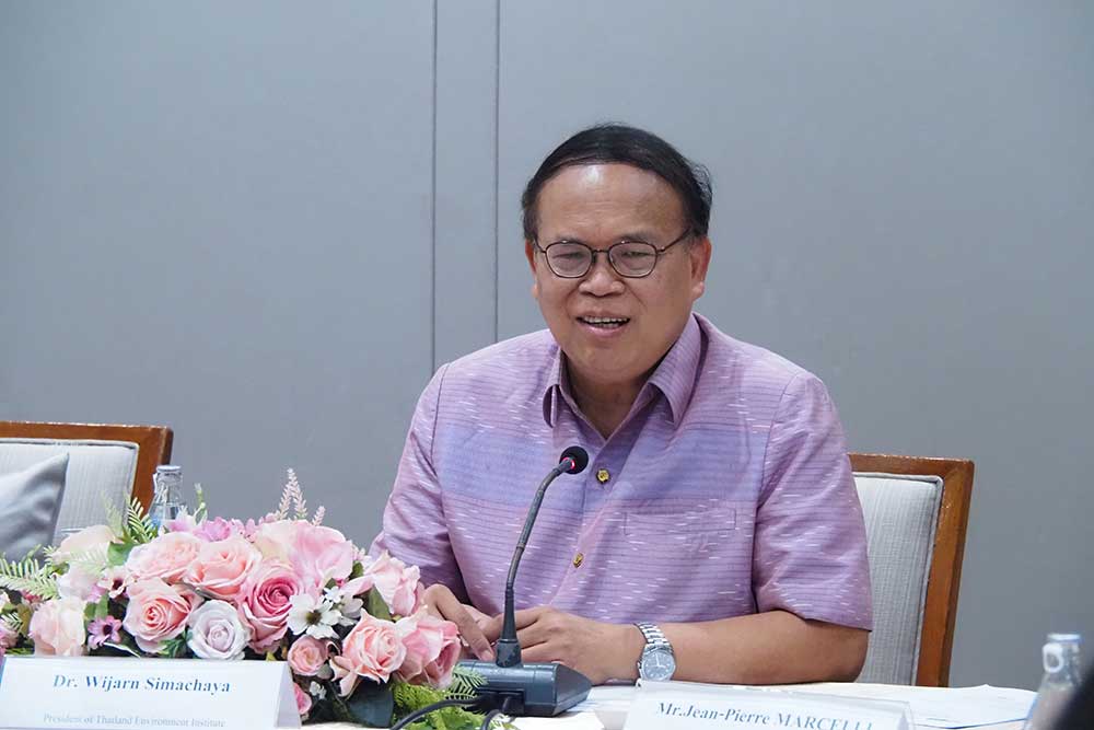 ดร.วิจารย์ สิมาฉายา ผู้อำนวยการสถาบันสิ่งแวดล้อมไทย ดร.วิจารย์ สิมาฉายา ผู้อำนวยการสถาบันสิ่งแวดล้อมไทย