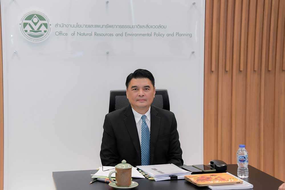 นายจิรวัฒน์ ระติสุนทร รองเลขาธิการ สผ. นายจิรวัฒน์ ระติสุนทร รองเลขาธิการ สผ.