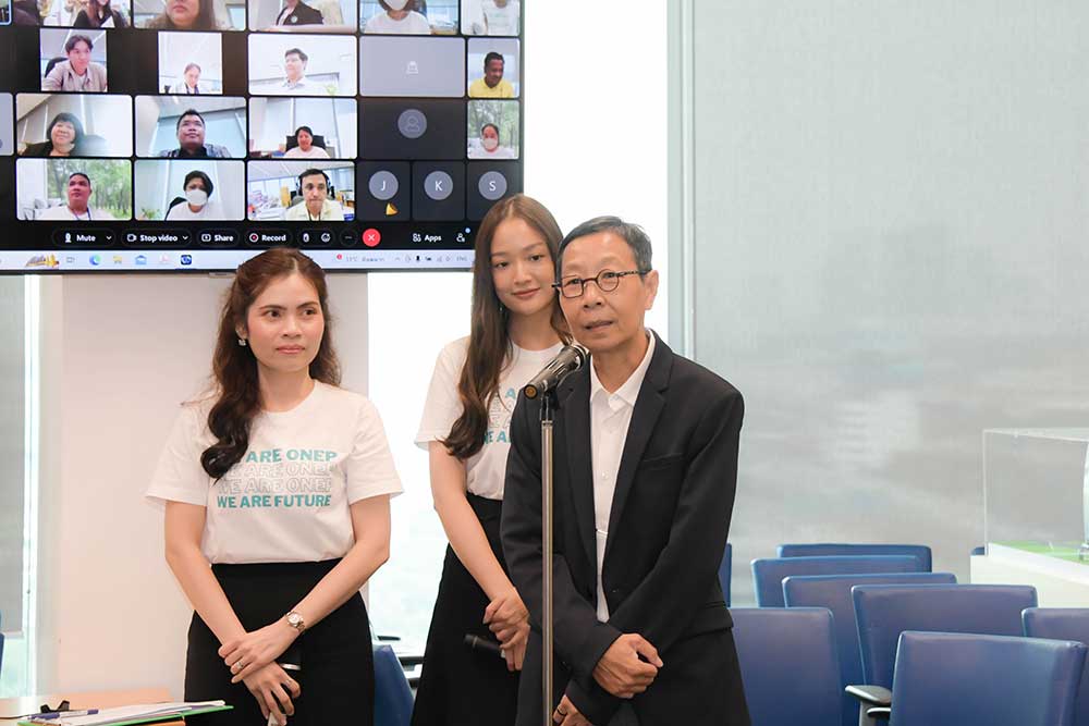 นางสาวธุวานันท์ ยุกติรัตน เลขานุการกรม นางสาวธุวานันท์ ยุกติรัตน เลขานุการกรม