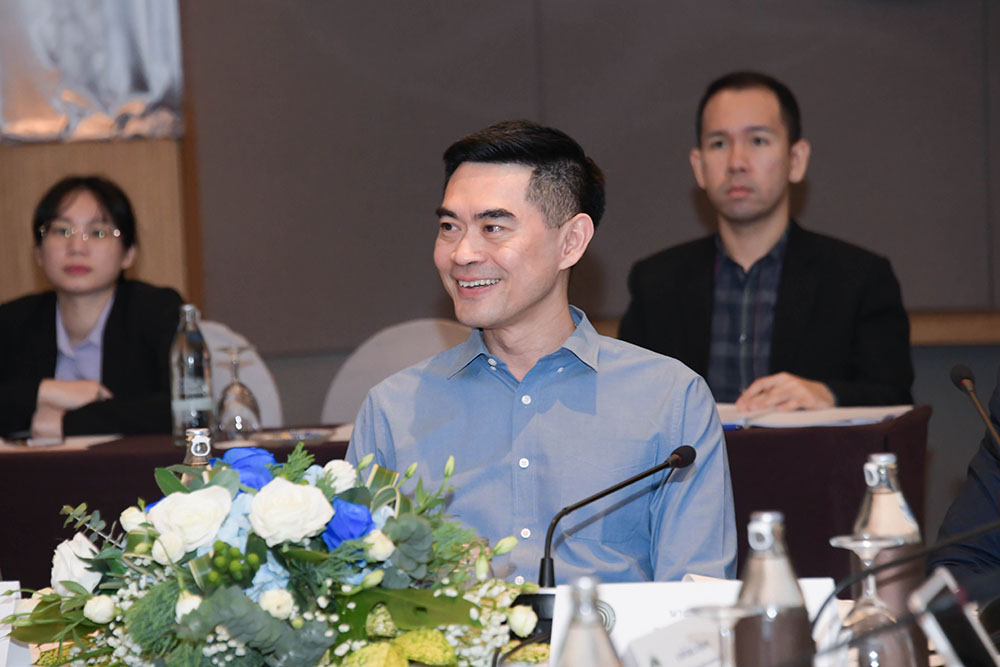 นายพิรุณ สัยยะสิทธิ์พานิช เลขาธิการสำนักงานนโยบายและแผนทรัพยากรธรรมชาติและสิ่งแวดล้อม (สผ.) นายพิรุณ สัยยะสิทธิ์พานิช เลขาธิการสำนักงานนโยบายและแผนทรัพยากรธรรมชาติและสิ่งแวดล้อม (สผ.)