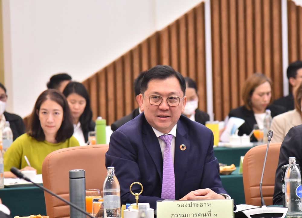 นายจตุพร บุรุษพัฒน์ ปลัดกระทรวงทรัพยากรธรรมชาติและสิ่งแวดล้อม นายจตุพร บุรุษพัฒน์ ปลัดกระทรวงทรัพยากรธรรมชาติและสิ่งแวดล้อม