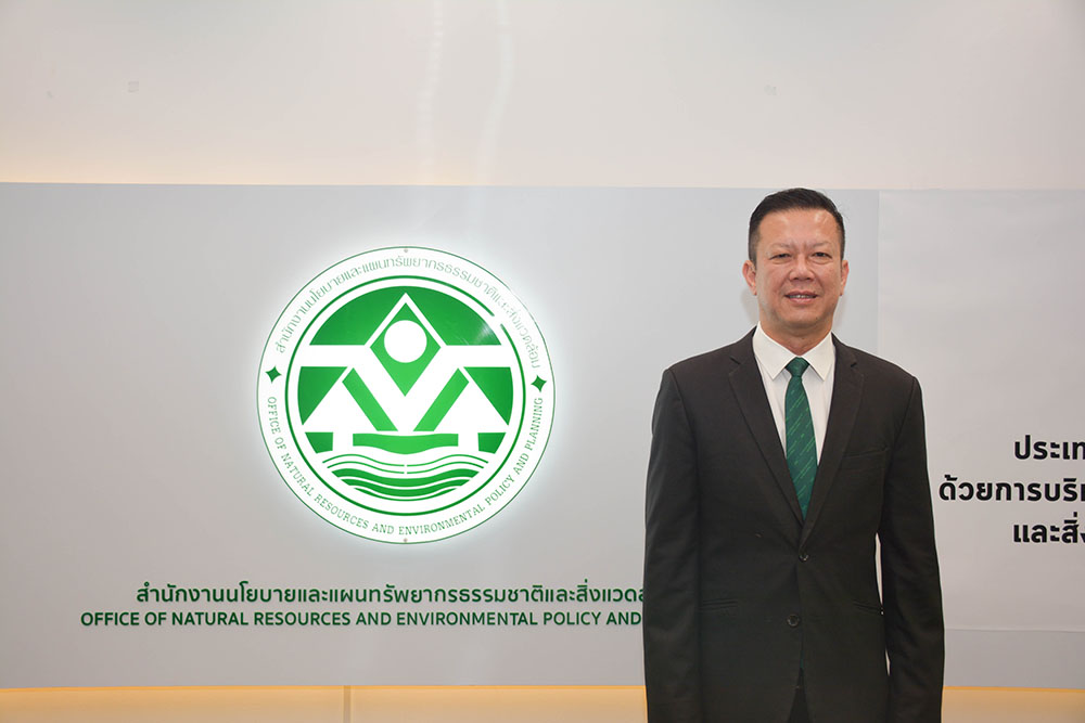 นายชิดชนก สุขมงคล รองเลขาธิการสำนักงานนโยบายและแผนทรัพยากรธรรมชาติและสิ่งแวดล้อม นายชิดชนก สุขมงคล รองเลขาธิการสำนักงานนโยบายและแผนทรัพยากรธรรมชาติและสิ่งแวดล้อม