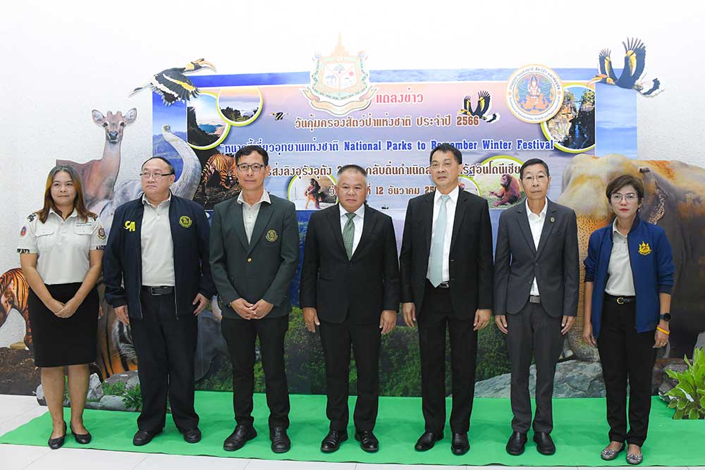 ผู้บริหารถ่ายภาพร่วมกัน ผู้บริหารถ่ายภาพร่วมกัน