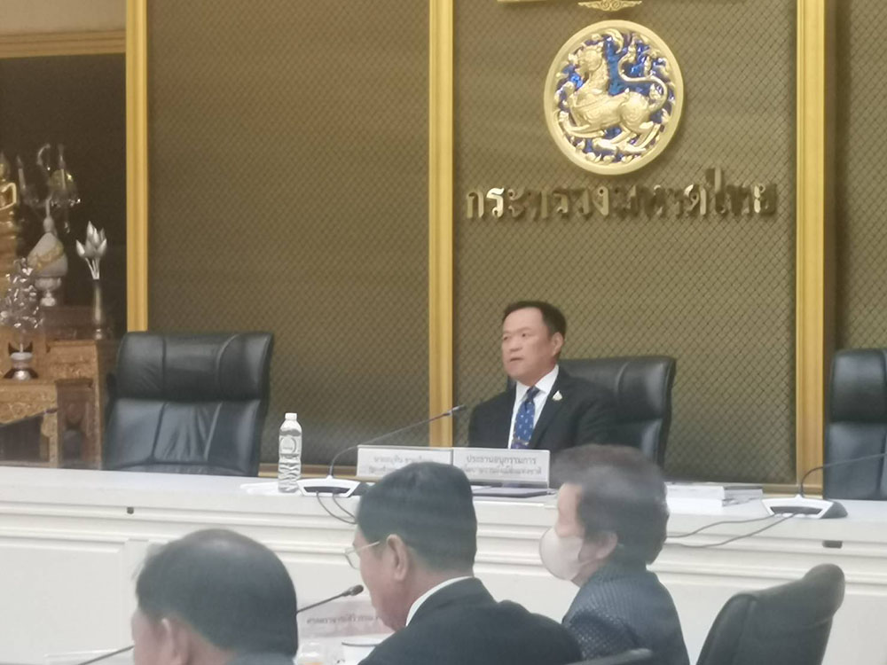 นายอนุทิน ชาญวีรกูล รองนายกรัฐมนตรีและรัฐมนตรีว่าการกระทรวงมหาดไทย นายอนุทิน ชาญวีรกูล รองนายกรัฐมนตรีและรัฐมนตรีว่าการกระทรวงมหาดไทย