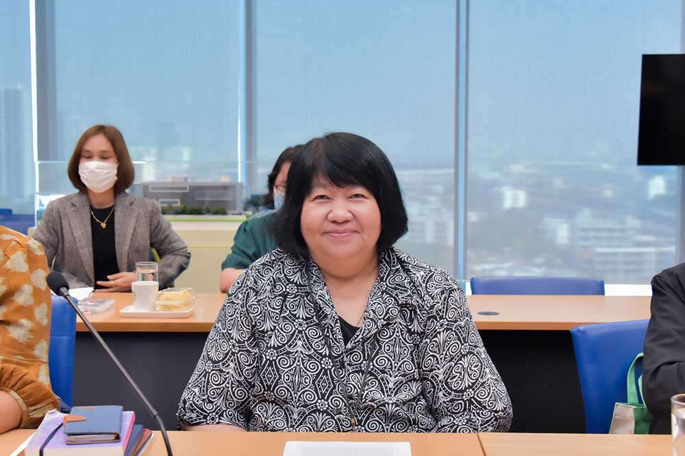 นางสาวรุ่งอรุณ ญาติบรรทุง ผู้เชี่ยวชาญเฉพาะด้านระบบประเมินผลกระทบสิ่งแวดล้อม นางสาวรุ่งอรุณ ญาติบรรทุง ผู้เชี่ยวชาญเฉพาะด้านระบบประเมินผลกระทบสิ่งแวดล้อม
