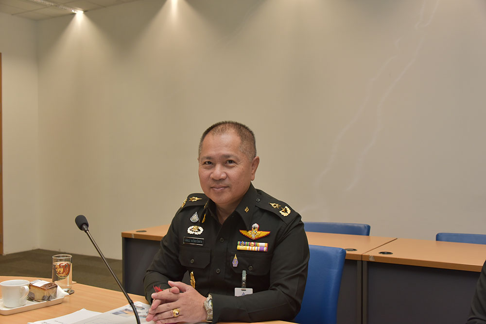พลตรี พิพัฒน์ จงวัฒนาไพศาล ผู้อำนวยการสำนักกิจการพลเรือน กรมกิจการพลเรือนทหารบก พลตรี พิพัฒน์ จงวัฒนาไพศาล ผู้อำนวยการสำนักกิจการพลเรือน กรมกิจการพลเรือนทหารบก