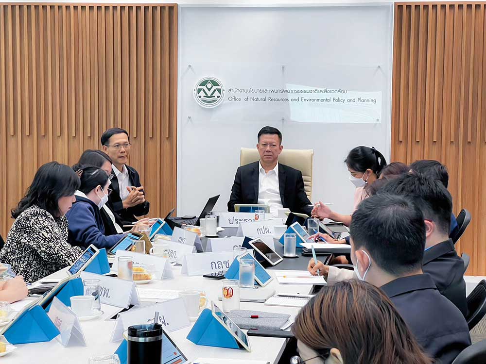 โดยมีผู้แทนกอง/กลุ่มอิสระ เข้าร่วมประชุม 35 คนที่ประชุมได้มีมติเห็นชอบแผนแม่บทการจัดการความรู้และนวัตกรรม สผ. โดยมีผู้แทนกอง/กลุ่มอิสระ เข้าร่วมประชุม 35 คนที่ประชุมได้มีมติเห็นชอบแผนแม่บทการจัดการความรู้และนวัตกรรม สผ.