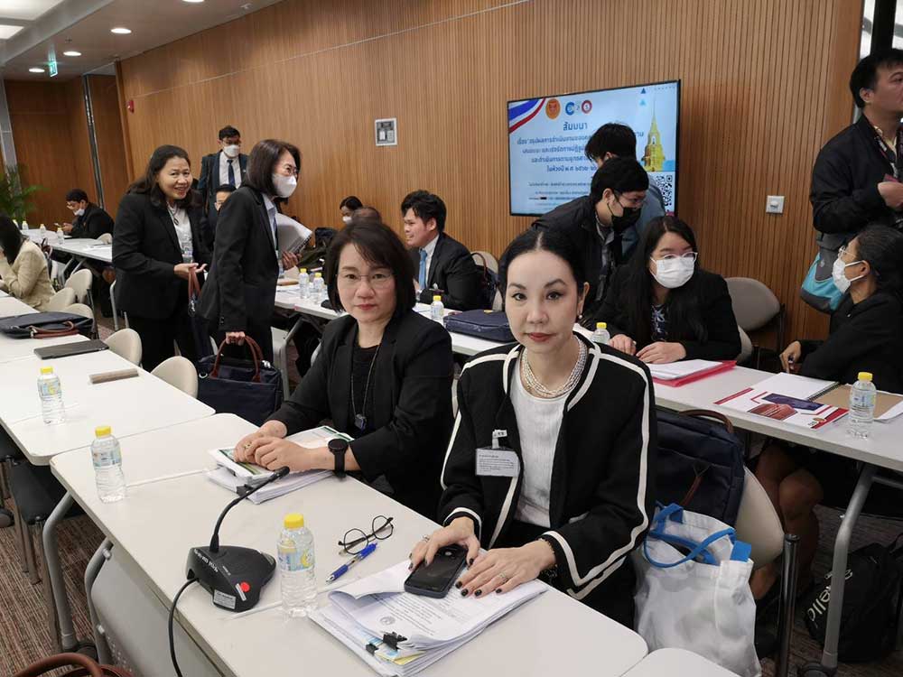 นางมัณฑนา ศิริวรรณ ผู้อำนวยการกองยุทธศาสตร์และแผนงาน นางมัณฑนา ศิริวรรณ ผู้อำนวยการกองยุทธศาสตร์และแผนงาน