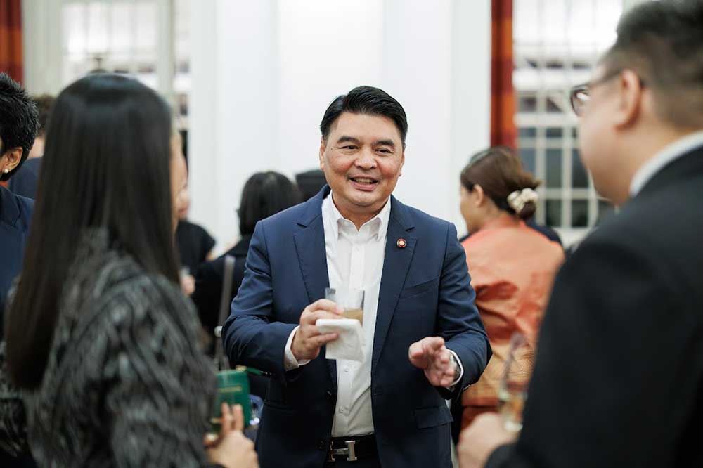 นายจิรวัฒน์ ระติสุนทร รองเลขาธิการสำนักงานนโยบายและแผนทรัพยากรธรรมชาติและสิ่งแวดล้อม นายจิรวัฒน์ ระติสุนทร รองเลขาธิการสำนักงานนโยบายและแผนทรัพยากรธรรมชาติและสิ่งแวดล้อม