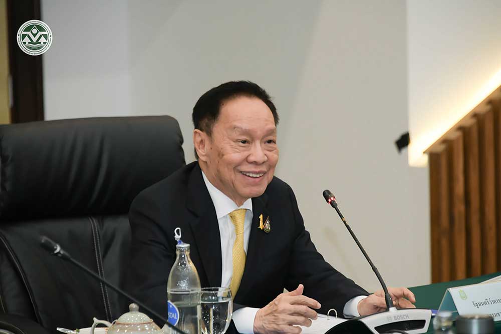 พล.ต.อ.พัชรวาท วงษ์สุวรรณ รองนายกรัฐมนตรี และรัฐมนตรีว่าการกระทรวงทรัพยากรธรรมชาติและสิ่งแวดล้อม พล.ต.อ.พัชรวาท วงษ์สุวรรณ รองนายกรัฐมนตรี และรัฐมนตรีว่าการกระทรวงทรัพยากรธรรมชาติและสิ่งแวดล้อม