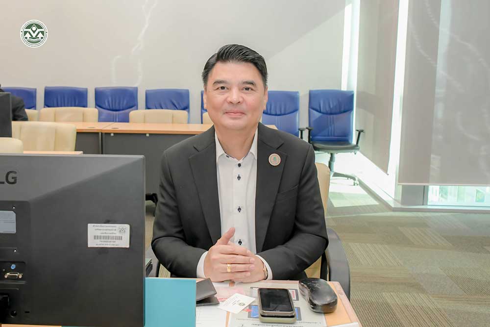 นายจิรวัฒน์ ระติสุนทร รองเลขาธิการ สผ. รักษาราชการแทนเลขาธิการ สผ. เป็นรองประธาน นายจิรวัฒน์ ระติสุนทร รองเลขาธิการ สผ. รักษาราชการแทนเลขาธิการ สผ. เป็นรองประธาน