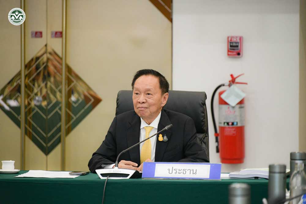 พล.ต.อ.พัชรวาท วงษ์สุวรรณ รองนายกรัฐมนตรี และรัฐมนตรีว่าการกระทรวงทรัพยากรธรรมชาติและสิ่งแวดล้อม เป็นประธานการประชุมคณะกรรมการ พล.ต.อ.พัชรวาท วงษ์สุวรรณ รองนายกรัฐมนตรี และรัฐมนตรีว่าการกระทรวงทรัพยากรธรรมชาติและสิ่งแวดล้อม เป็นประธานการประชุมคณะกรรมการ
