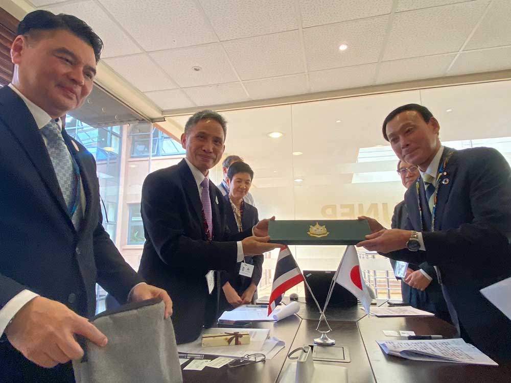 ในห้วงการประชุมUNEA-6 ณ สำนักงานสหประชาชาติ กรุงไน โรบี สาธารณรัฐเคนยา โดยมีวัตถุประสงค์เพื่อหารือความร่วมมือด้านการอนุรักษ์และใช้ทรัพยากรความหลากหลายทางชีวภาพอย่างยั่งยืน การเปลี่ยนแปลงสภาพภูมิอากาศ การป้องกันและการจัดการมลพิษ ในห้วงการประชุมUNEA-6 ณ สำนักงานสหประชาชาติ กรุงไน โรบี สาธารณรัฐเคนยา โดยมีวัตถุประสงค์เพื่อหารือความร่วมมือด้านการอนุรักษ์และใช้ทรัพยากรความหลากหลายทางชีวภาพอย่างยั่งยืน การเปลี่ยนแปลงสภาพภูมิอากาศ การป้องกันและการจัดการมลพิษ
