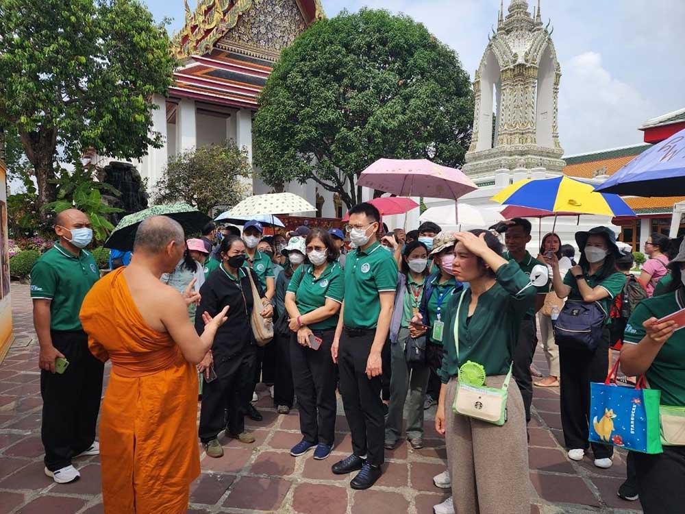 สผ.จัดกิจกรรมเสริมทักษะวิชาการ และสร้างเสริมจริยธรรมเจ้าหน้าที่ กยผ. ครั้งที่ 2/2567 เรื่อง "สุขในงาน เบิกบานในชีวิต" ณ วัดพระเชตุพนวิมลมังคลาราม ราชวรมหาวิหาร