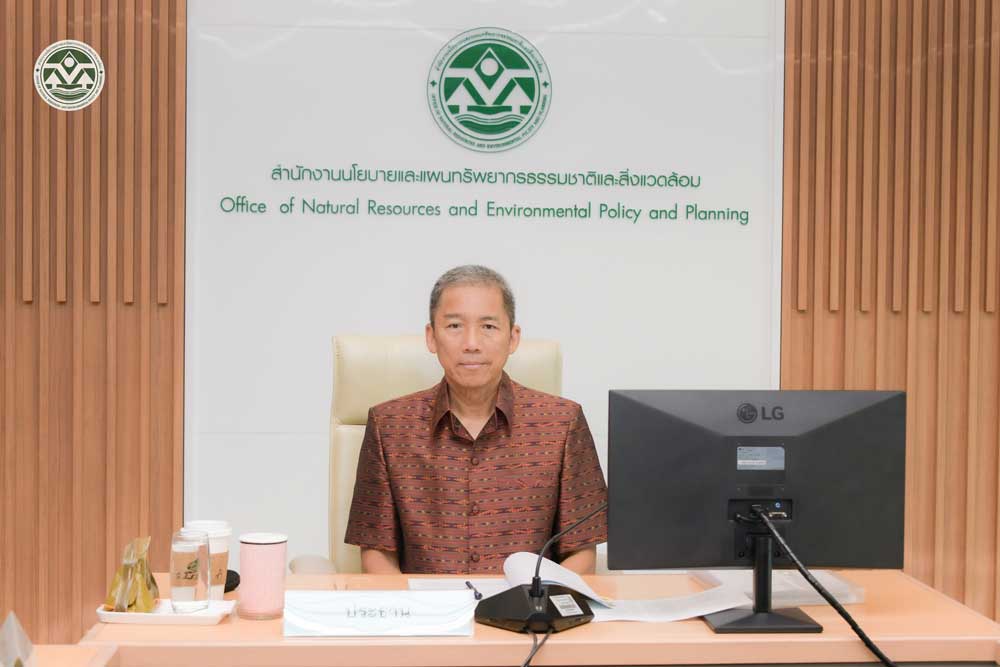 นายสันติ บุญประคับ เป็นประธานการประชุม นายสันติ บุญประคับ เป็นประธานการประชุม