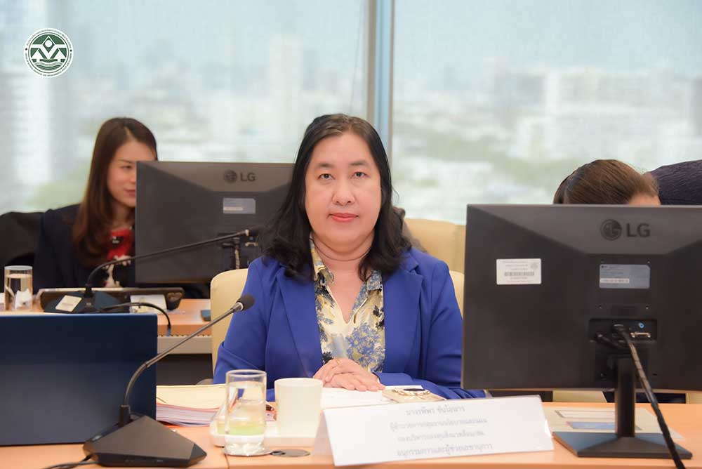 นางระพีพร ขันโอฬาร ผู้อำนวยการกลุ่มงานนโยบายและแผนกองบริหารกองทุนสิ่งแวดล้อม นางระพีพร ขันโอฬาร ผู้อำนวยการกลุ่มงานนโยบายและแผนกองบริหารกองทุนสิ่งแวดล้อม