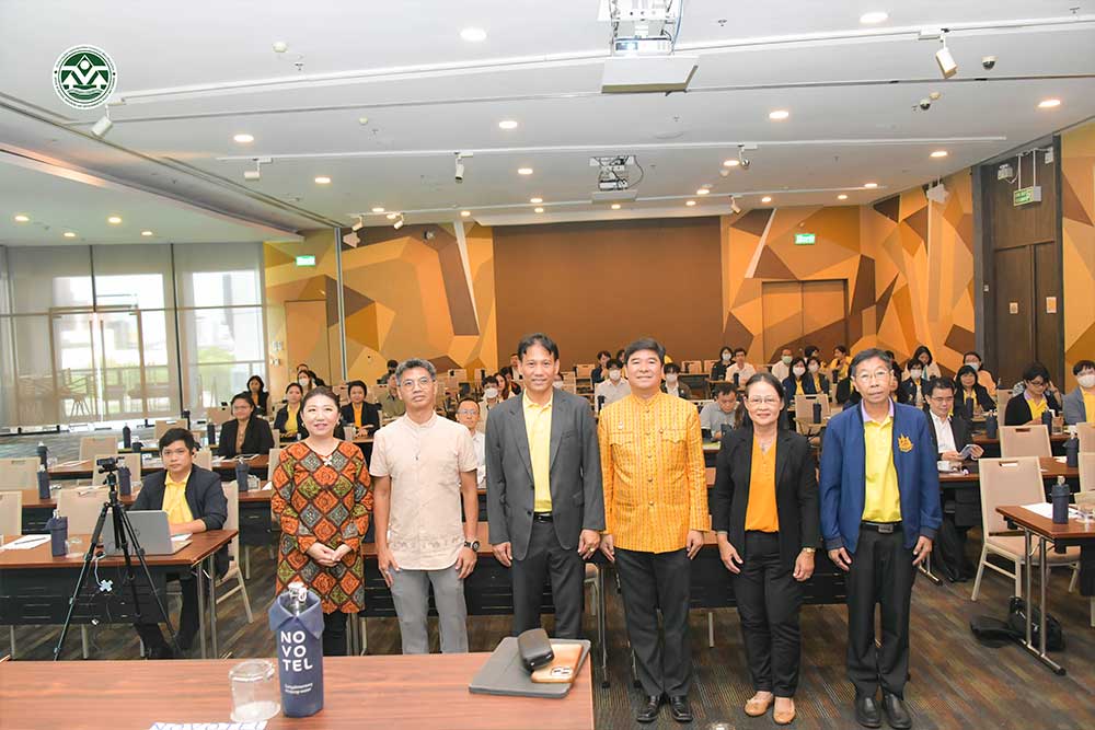 ภาพรวม สผ. เสวนา เรื่อง ความรู้เบื้องต้นเกี่ยวกับการประเมินผลกระทบต่อแหล่งมรดก (HIAs) และการพัฒนาโครงการ ภาพรวม สผ. เสวนา เรื่อง ความรู้เบื้องต้นเกี่ยวกับการประเมินผลกระทบต่อแหล่งมรดก (HIAs) และการพัฒนาโครงการ