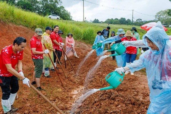 เจ้าหน้าที่ร่วมกิจกรรม ณ อุทยานแห่งชาติเขาใหญ่ เจ้าหน้าที่ร่วมกิจกรรม ณ อุทยานแห่งชาติเขาใหญ่