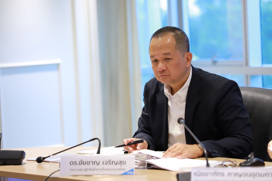 นายชัยชาญ เจริญสุข ประธานสภาผู้ส่งสินค้าทางเรือแห่งประเทศไทย (สรท.) นายชัยชาญ เจริญสุข ประธานสภาผู้ส่งสินค้าทางเรือแห่งประเทศไทย (สรท.)