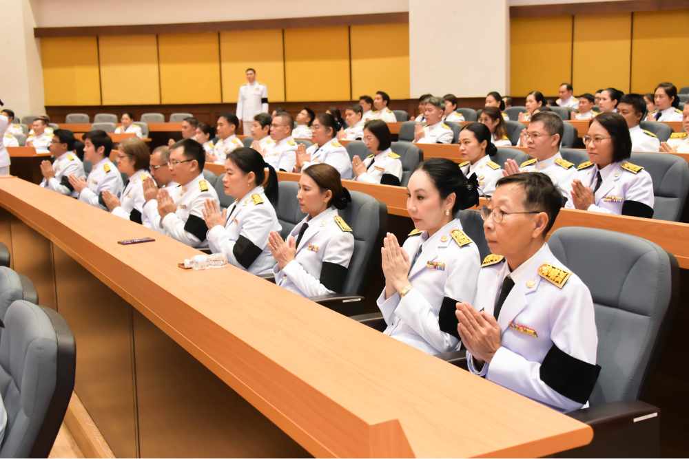 สผ. ร่วมพิธีบำเพ็ญกุศลน้อมรำลึกเนื่องในวันสวรรคต พระบาทสมเด็จพระมงกุฎเกล้าเจ้าอยู่หัว ครบ 100ปี และเนื่องในวันคล้ายวันประสูติ สมเด็จพระเจ้าภคินีเธอ เจ้าฟ้าเพชรรัตนราชสุดา สิริโสภาพัณณวดี สผ. ร่วมพิธีบำเพ็ญกุศลน้อมรำลึกเนื่องในวันสวรรคต พระบาทสมเด็จพระมงกุฎเกล้าเจ้าอยู่หัว ครบ 100ปี และเนื่องในวันคล้ายวันประสูติ สมเด็จพระเจ้าภคินีเธอ เจ้าฟ้าเพชรรัตนราชสุดา สิริโสภาพัณณวดี